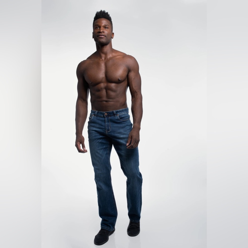 Relaxed Athletic Fit in Medium Distressed Barbell Apparel